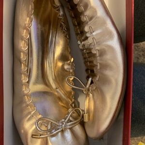 Gold slippers